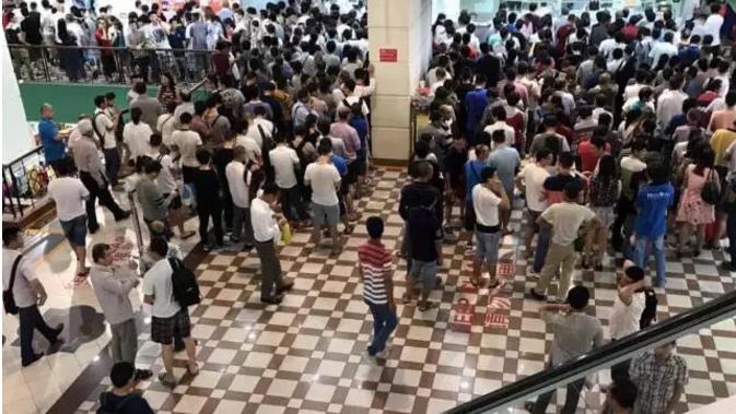 哇！新币兑软妹币破5了！新加坡“唐人街”那么多人都去干啥了？