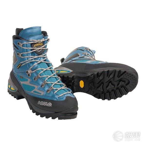 你从不注意的鞋底花纹,却成了乔丹科比封神的“秘密”