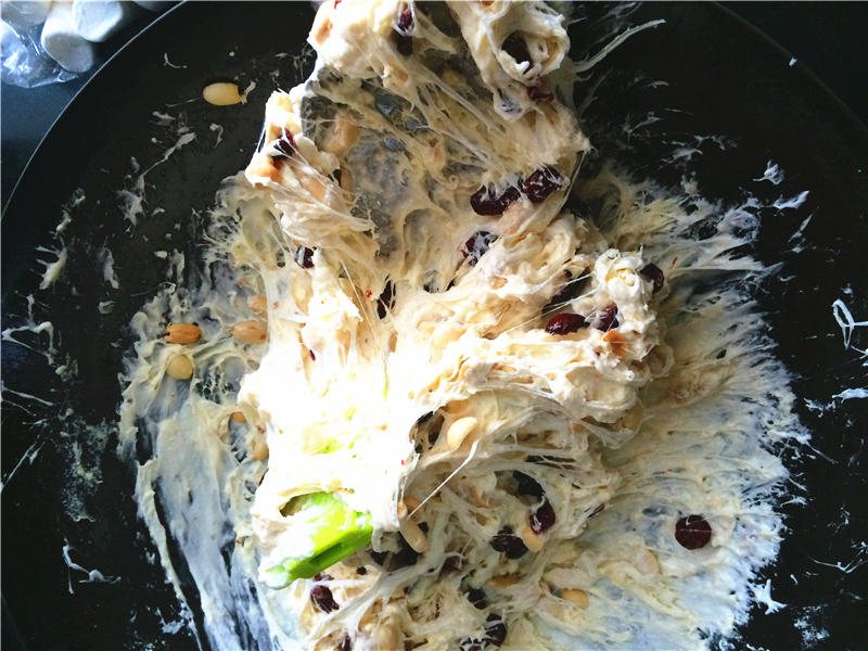 吃不完的奶粉做牛轧糖,做牛轧糖用什么奶粉好