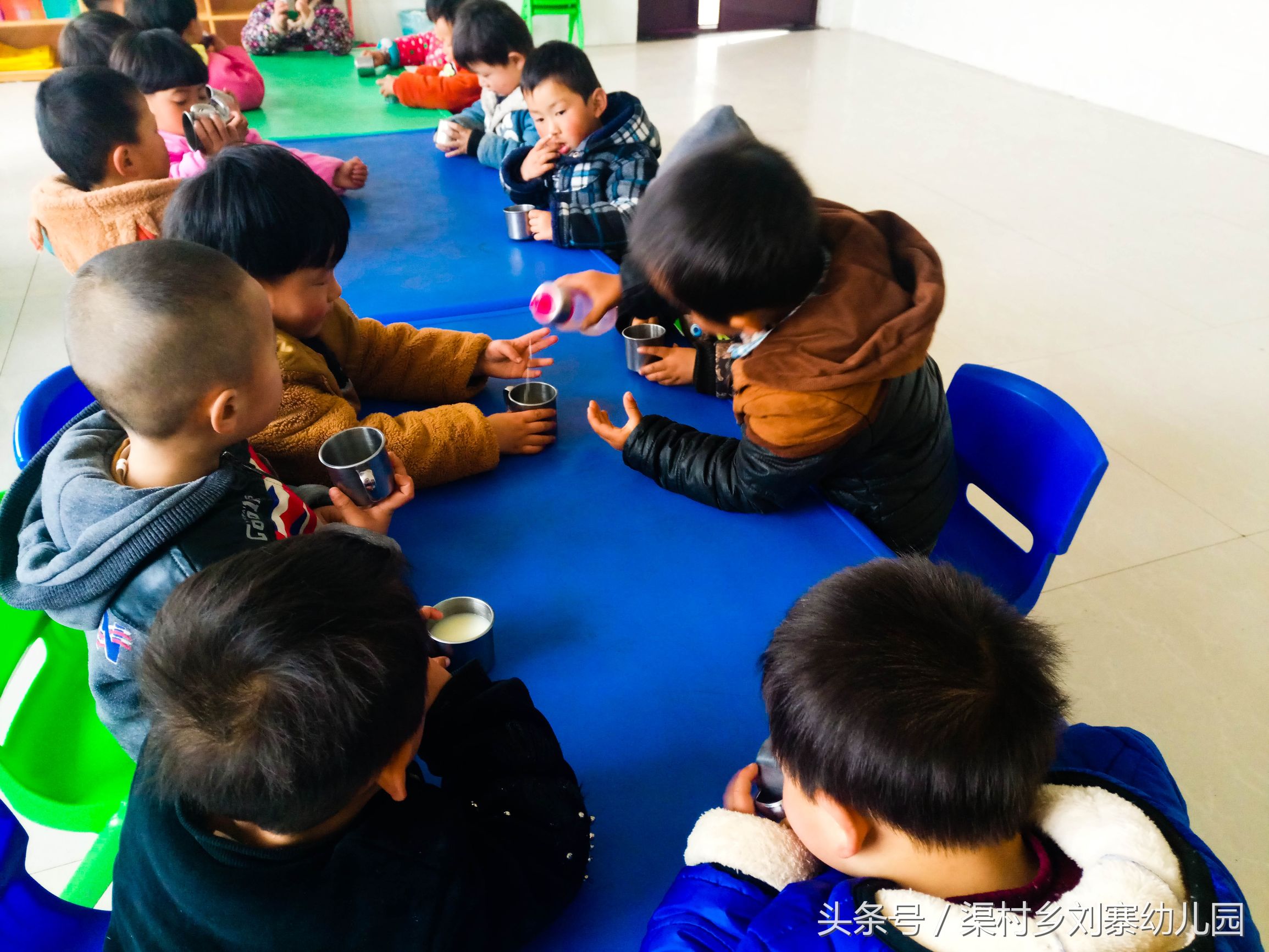 孩子每天在刘寨幼儿园吃什么呢？·孩子成长日记第二期