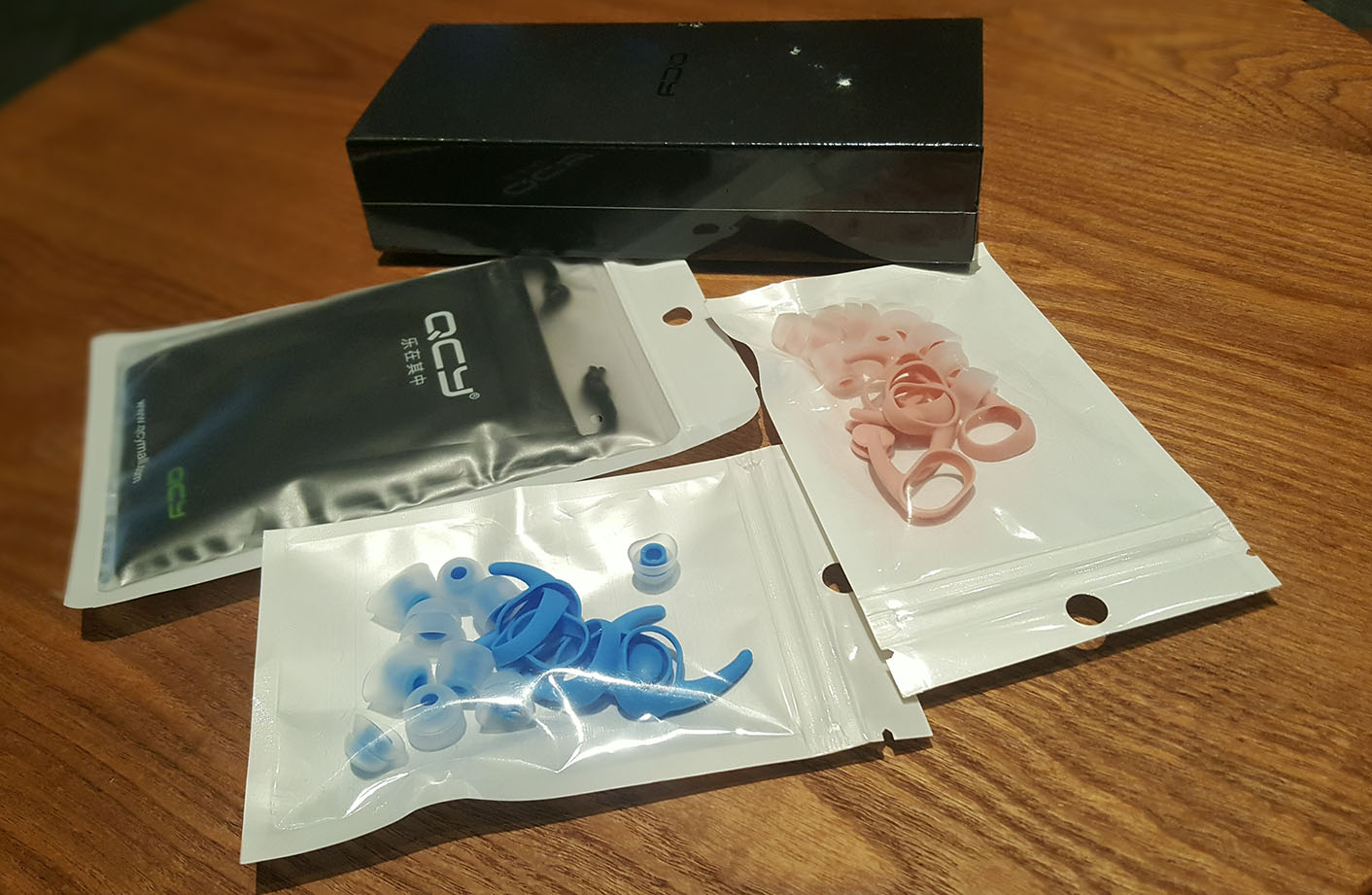 缤特力pv52000蓝牙耳机,缤特力5200蓝牙耳机能听音乐吗