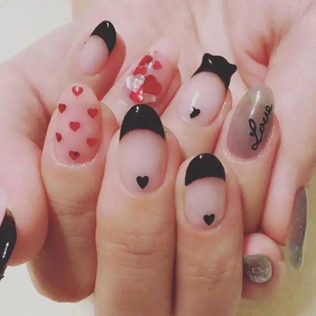 现在最流行美甲款式,2020美甲流行款式视频