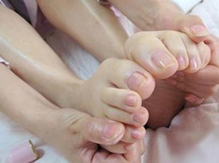 保湿足膜测评,miimeow足膜使用教程