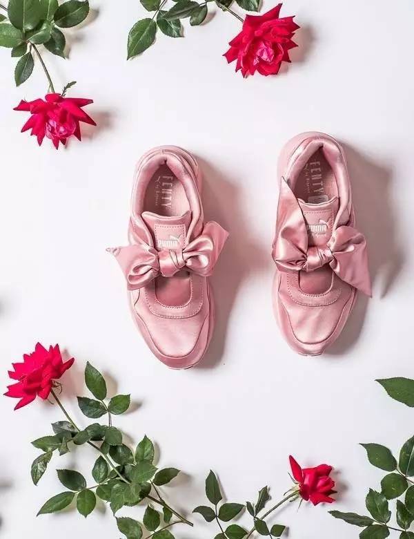 马卡龙色系的小白鞋好清新,马卡龙色系穿什么鞋都百搭