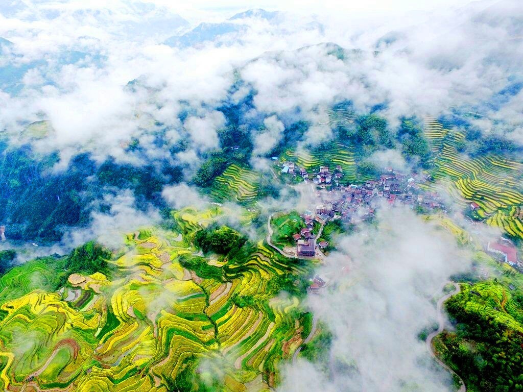 隐藏在贵州大山深处的小香港,隐藏在大山里的小香港