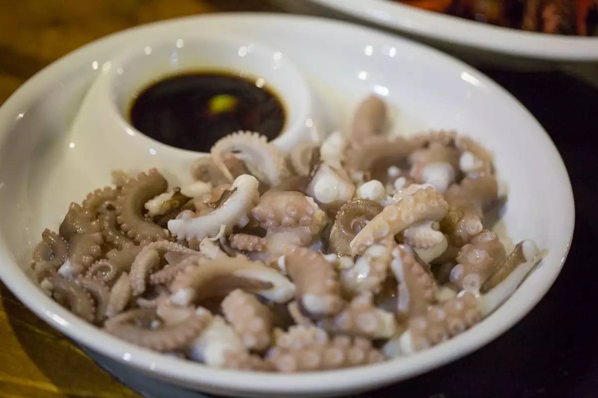 大连空运来的海洋馆，这家海鲜仓库简直是大海的搬运工对不起，你们的皮皮虾已经被我炒了