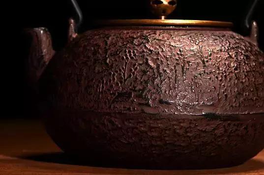 买铁壶为什么便宜,买铸铁铁壶需要注意什么