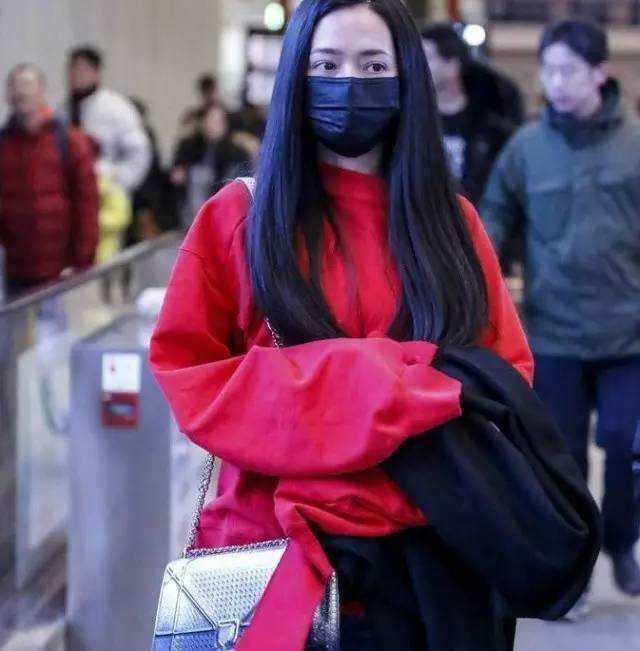 像你爱豆这样为Vetements痴狂