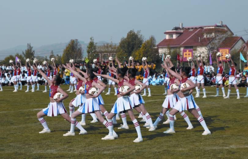 浜戝崡绾㈡渤娉歌タ缇庡コ,浜戝崡娉歌タ鍘跨編濂虫紓浜悧