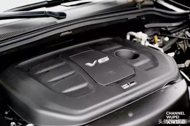 大切诺基算豪车吗,大切诺基算是硬派越野吗