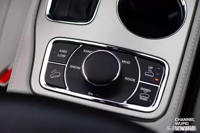 大切诺基算豪车吗,大切诺基算是硬派越野吗