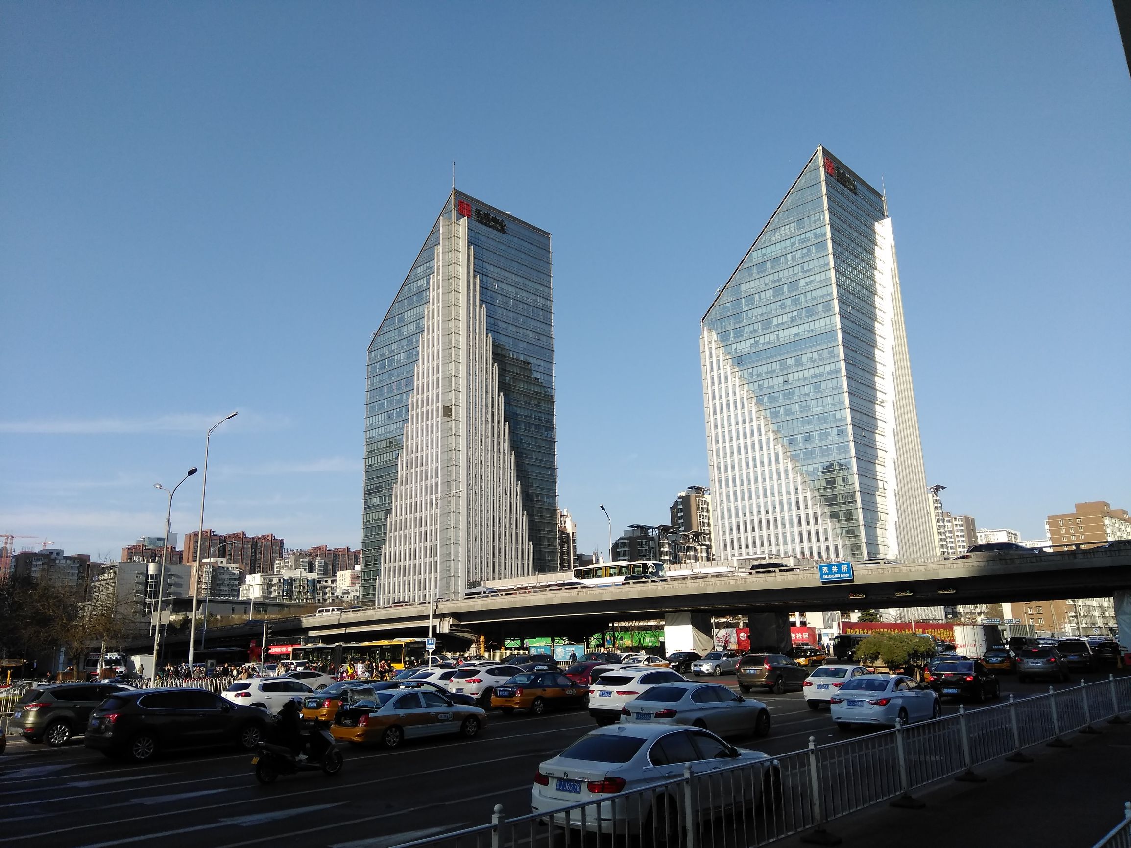 中兴双摄手机blade,中兴bladev8评测视频