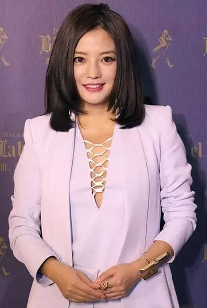 赵薇从演员到导演经历了什么,赵薇最近的发型