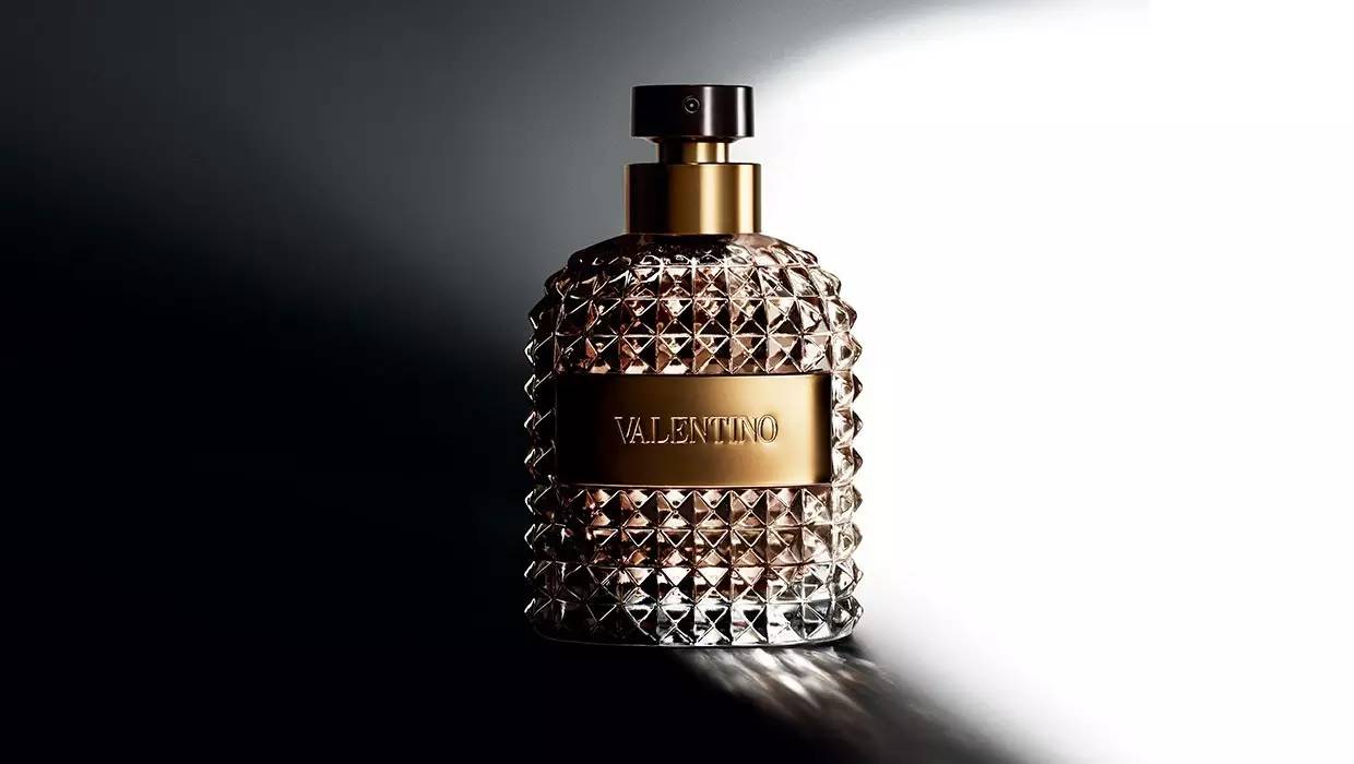 男士香水推荐英伦风 (充满神秘男士香水推荐)