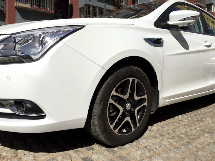 14万公里比亚迪g5,2万多比亚迪g5