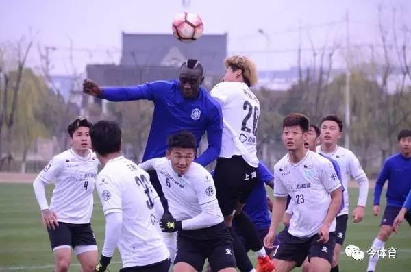 天津亿利vs延边2016,重庆当代力帆vs青岛青港