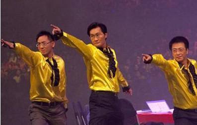 Tony读书《腾讯传》第二、三部分“移动互联网的站台票”