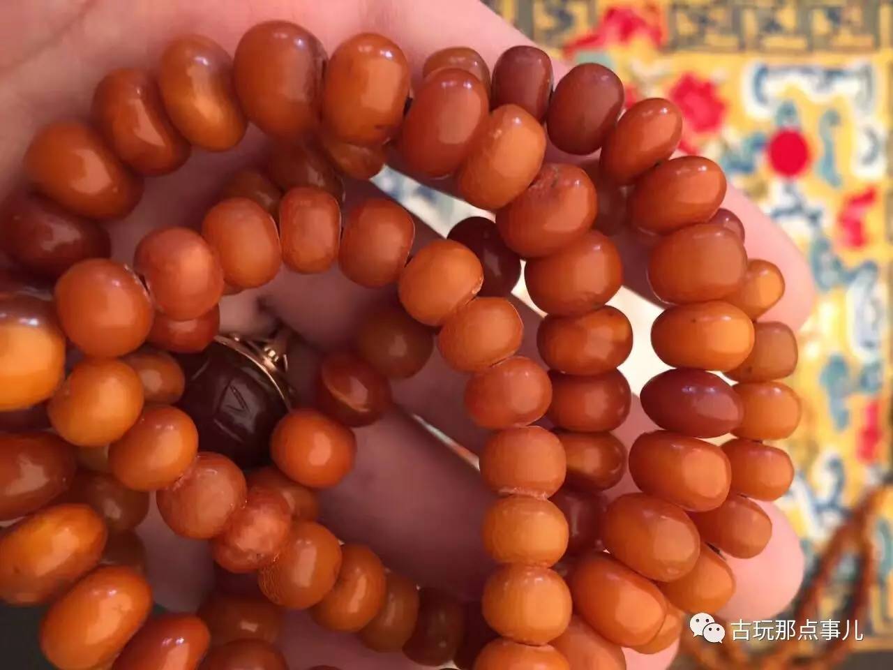 烤色蜜蜡和老蜜蜡的鉴别,老蜜蜡的鉴别方法和图片