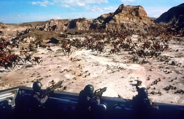 最好看的10部外星人电影,十部熬夜也要看的外星人电影