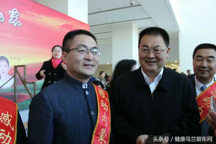 巩建伟,集宁区光明街小学校长巩建伟