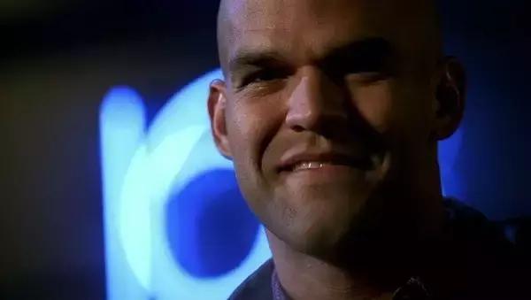 越狱第四季迈克尔得了什么病,越狱第五季迈克尔最后一个请求