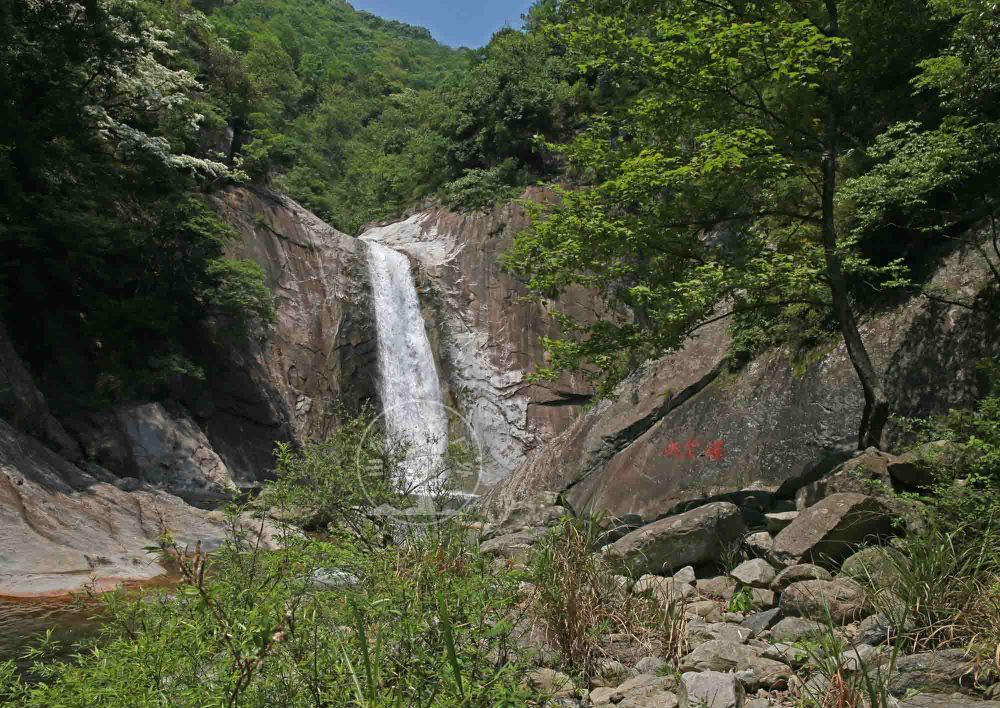 山东领秀户外:千里挺进大别山,众雄傲视天堂寨