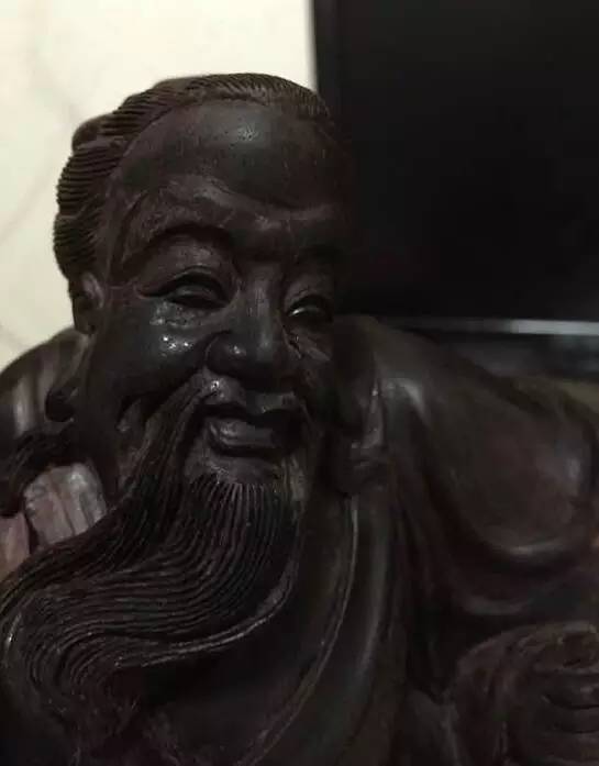 紫檀雕件,老紫檀雕可以用水清洗吗