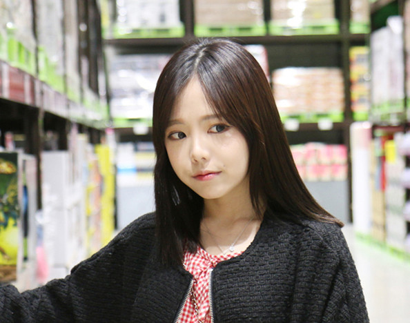 圆脸适合的短发造型,2017圆脸流行发型短发