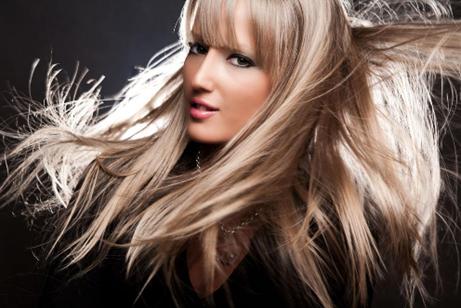 嫌弃头发难看,嫌弃自己头发太黑怎么办