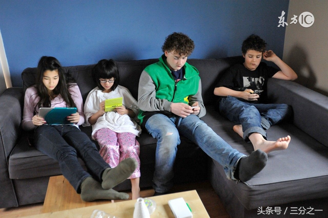 如何帮助孩子正确使用电子产品,如何引导孩子使用电子产品学习