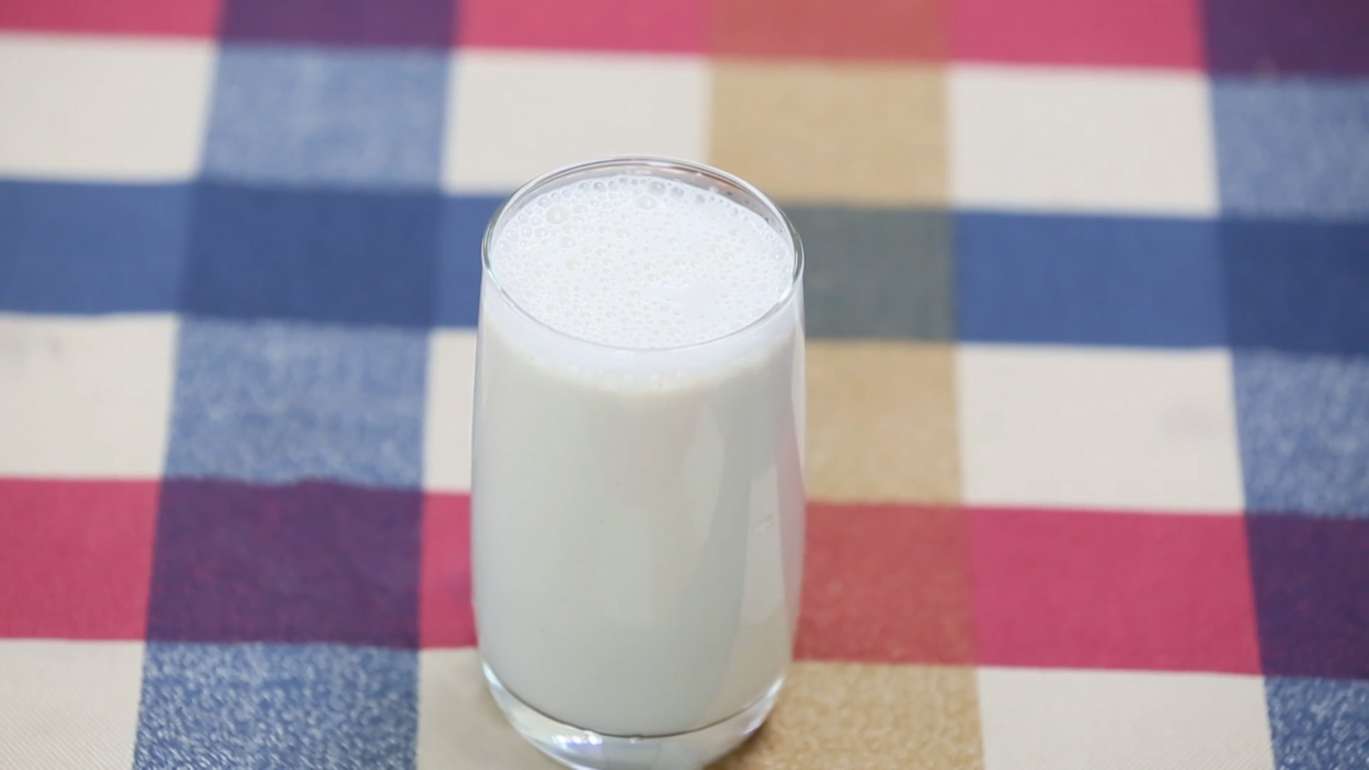 手磨养生核桃露,养颜冰镇核桃露