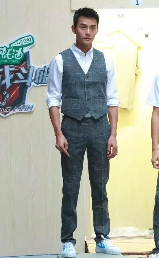 山寨回力鞋杨幂穿,杨幂回力鞋有木有字母