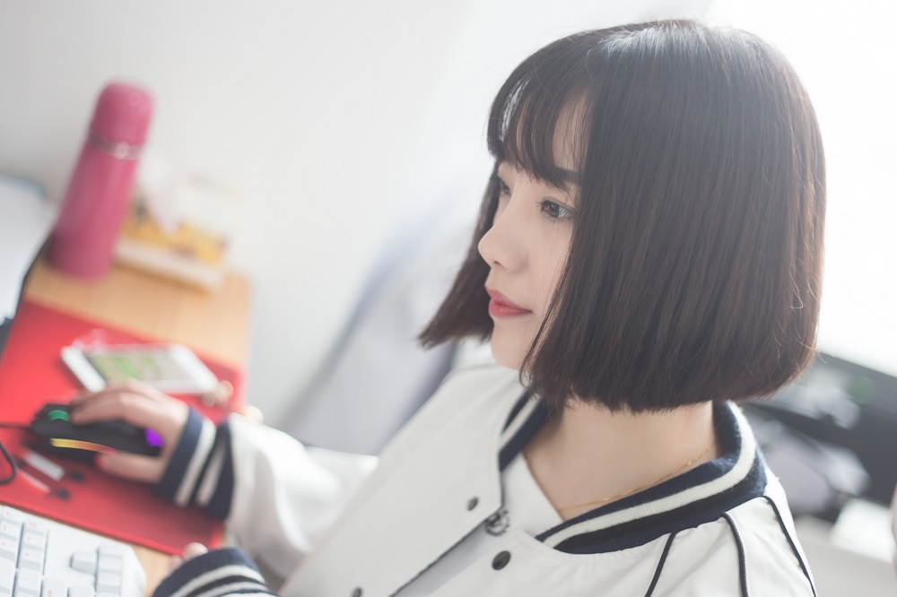 大揭秘：可怕！LGD女领队竟然是这样混进电竞圈的！