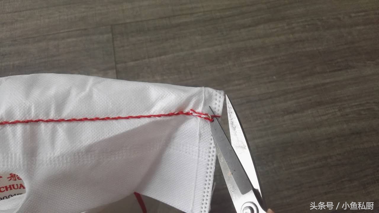 面粉袋压缩封口怎样打开,如何拆面粉袋的封口线