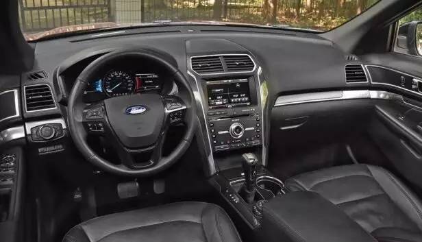 人民的名义官车出镜率最高的车 (人民的名义什么车最好)