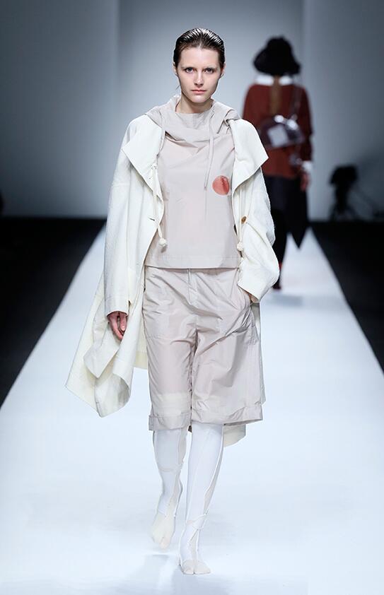 上海时装周简约风格,上海时装周穿搭夏天