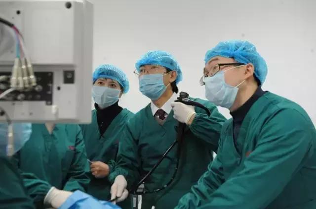 做胃镜怀疑癌变医生让做ct,做胃镜检查疑似肿瘤