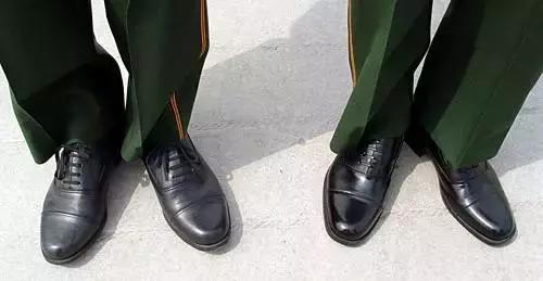 中国人的集体记忆图片,黄布胶鞋军鞋