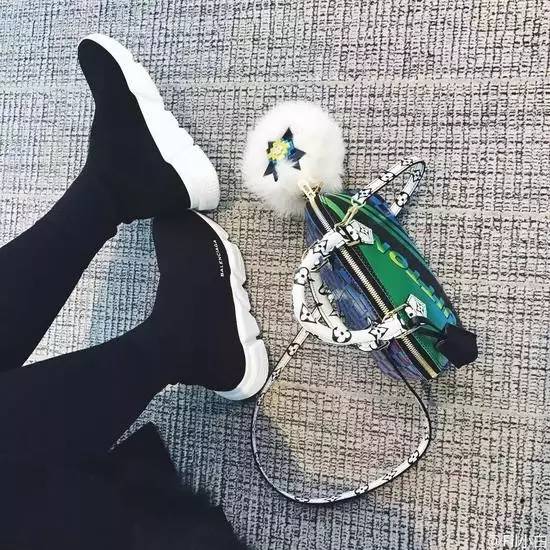 最近火爆了网红鞋,热度高的鞋