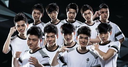 sktfaker的队服,faker红衣队服