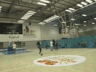 足球那些爆笑名场面,足球搞笑名场面合集内马尔