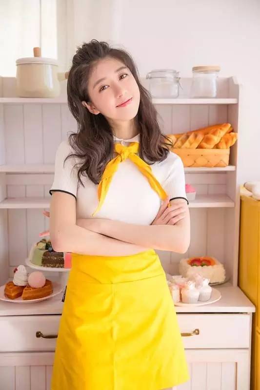 李凯馨妆容教程,李凯馨彩虹妆