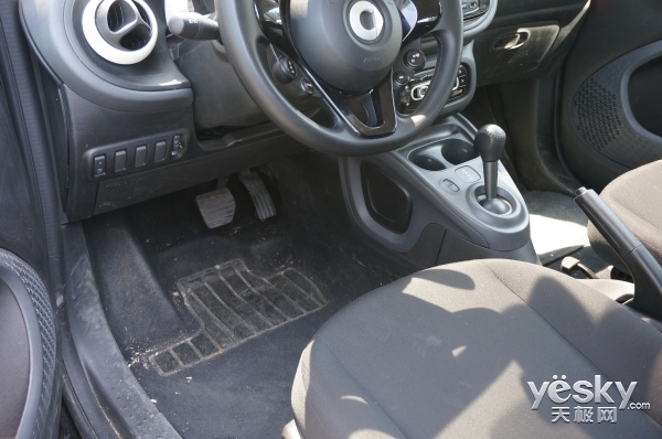 15元开共享汽车靠谱吗,奔驰共享汽车