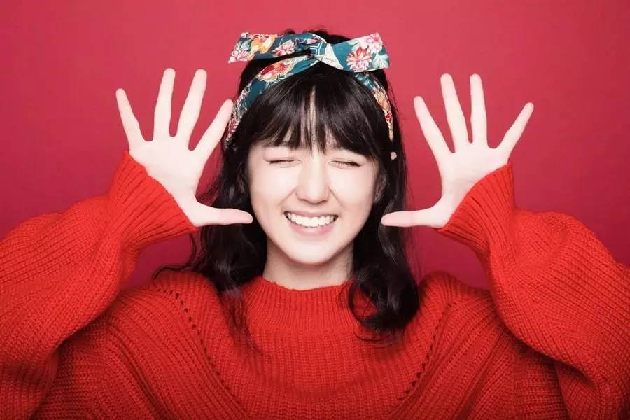 李凯馨烟熏妆教程,李凯馨烟熏妆效果