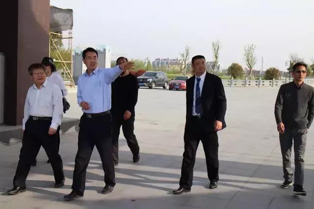 中国养蜂学会考察“‘一带一路’国际蜂胶科技论坛”会址