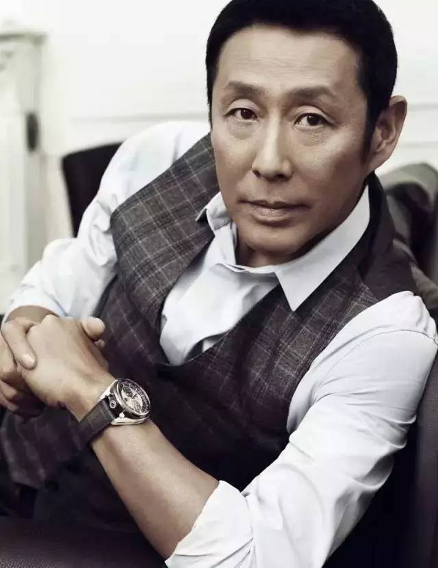 大长腿、六块腹肌，《人民的名义》中大叔居然都是跑步达人