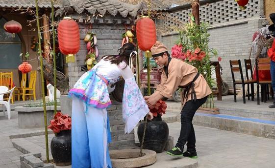 兴平“花田公社”预投资百亿打造国内第一景，被称为“花钱公社”