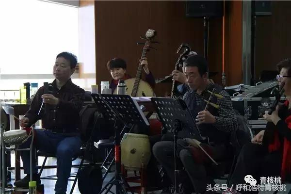 六小龄童出生上海猴王世家,六小龄童为什么是猴王世家