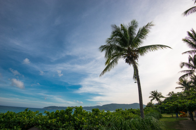 去三亚感受碧海蓝天,享受椰风海韵三亚度假指南精选