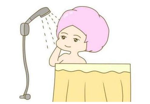 孕期洗澡有讲究，不注意就会伤害到腹中胎儿，方法千万不能错！